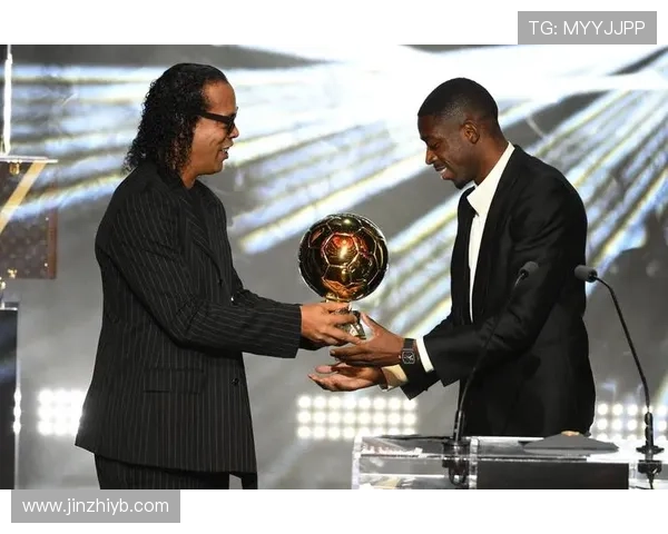 奥斯曼·登贝莱：左右脚均衡成为顶级双足边锋代表