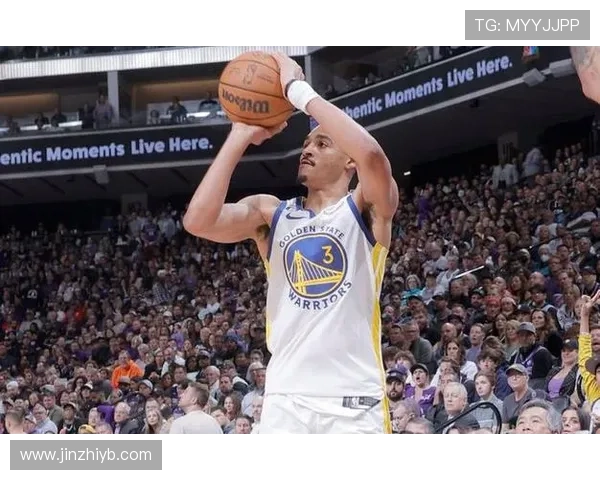 乔丹·普尔利用挡拆拉开空间提升三分效率，成为勇士关键得分点