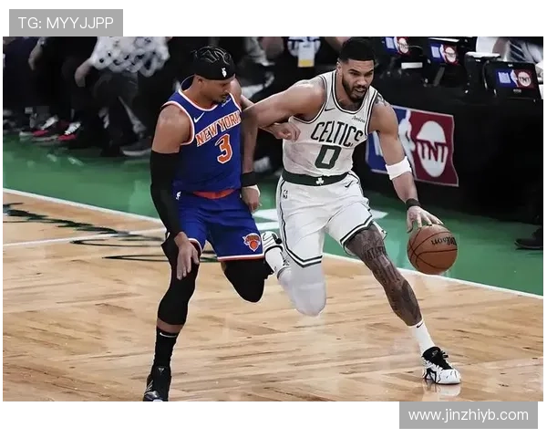 怀特挡拆换位拉开空间 提升塔图姆终结效率